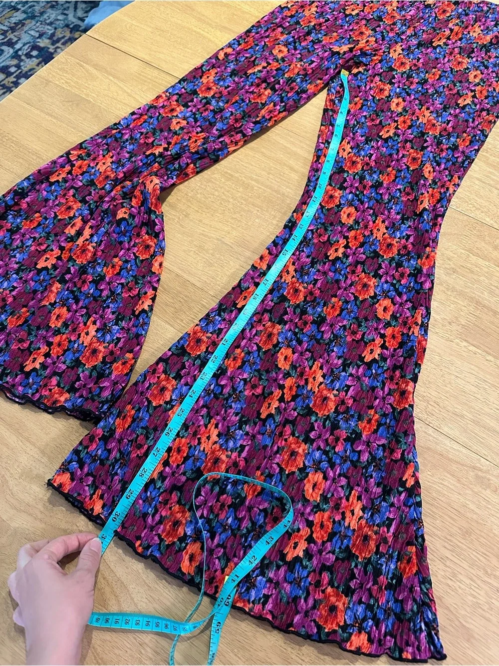 Wild Fable Medium Floral Multicolor Pleated Stretchy Hi Rise Flare Bell Bottoms